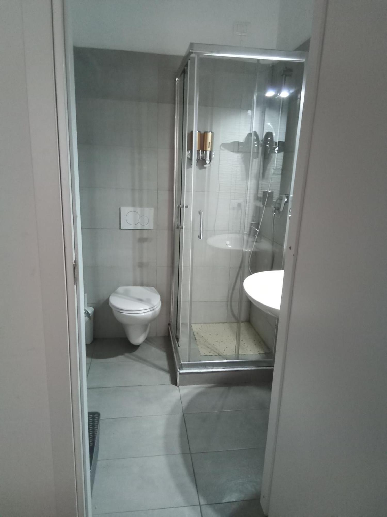 Отель Katrin Luxury Верона Экстерьер фото