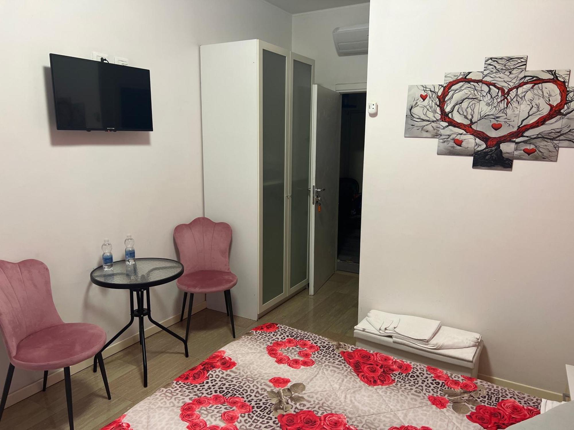 Отель Katrin Luxury Верона Экстерьер фото